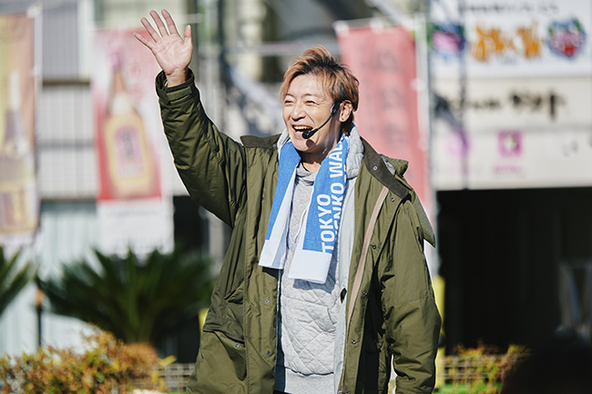 つるの剛士さん写真1