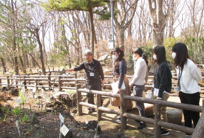 �������w